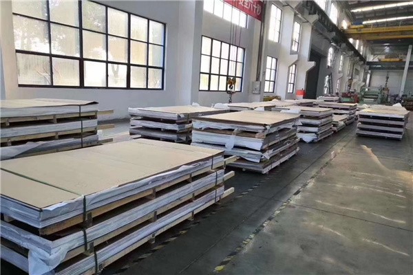 隨著工業(yè)發(fā)展對技術(shù)和質(zhì)量的要求越來越高，321不銹鋼板的應(yīng)用范圍和市場需求將不斷擴(kuò)大