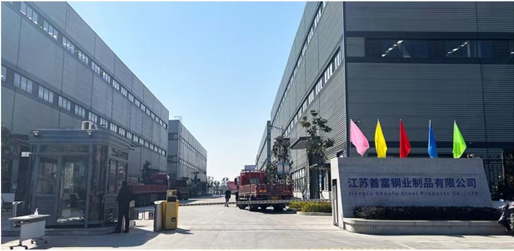 304不銹鋼板，品質(zhì)鑄就輝煌，引領(lǐng)行業(yè)新潮流